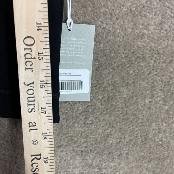 Everlane The Perform Crop Tank Top Womens Size XS Black Stretch‎ Nylon Shirt NEW - Picture 5 of 10